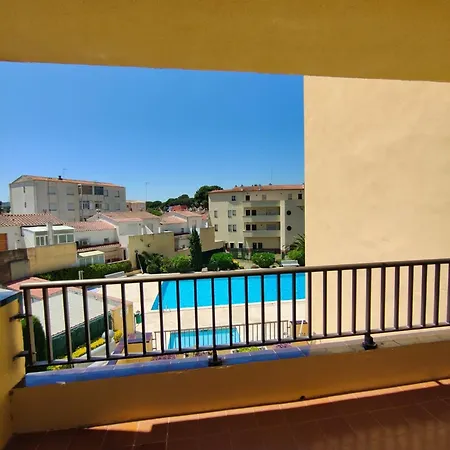 Apartment A 100 Mts Playa,con Dos Piscinas L'Escala