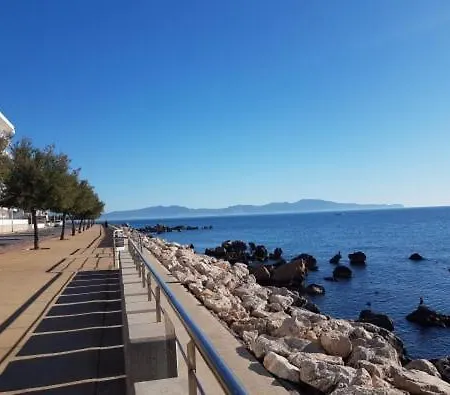 Apto Con 2 Piscinas,a 75 Mts Playa,luminoso, Wifi Appartement