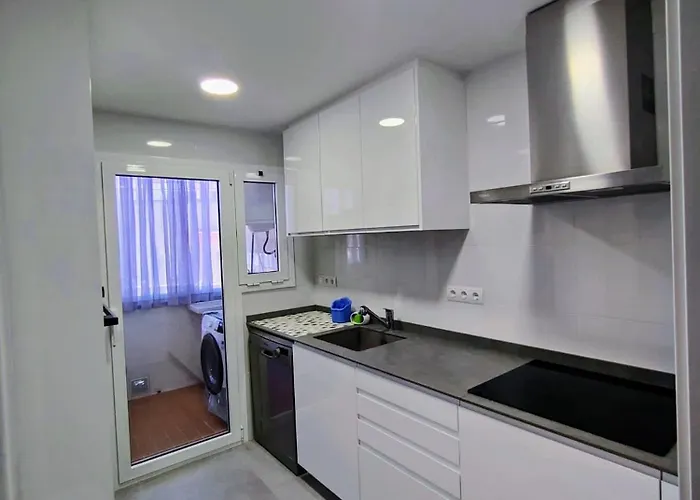 Apto Con 2 Piscinas,a 75 Mts Playa,luminoso, Wifi