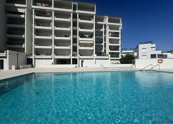 Apto Con 2 Piscinas,a 75 Mts Playa,luminoso, Wifi * L' Escala